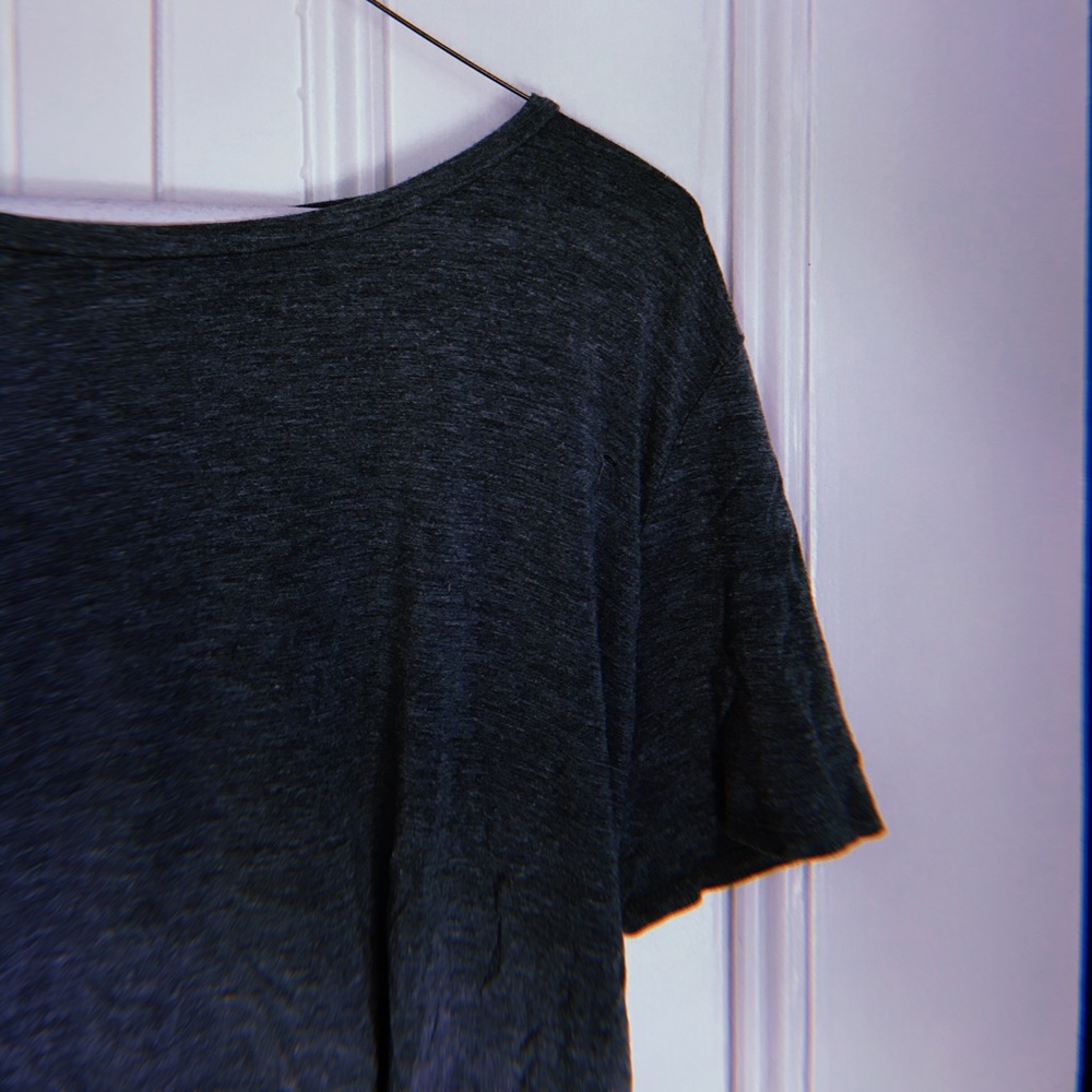 🍓Plain grey tee